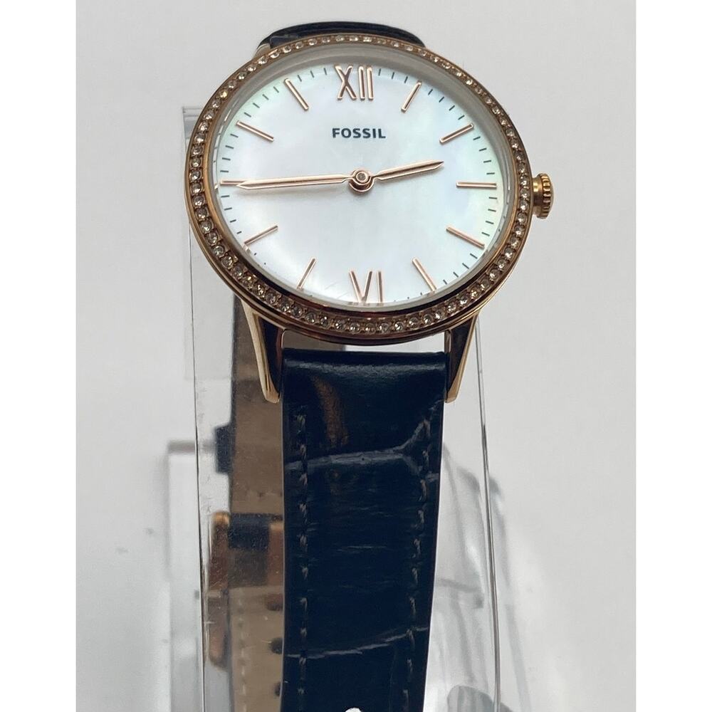 Fossil Rose Gold MOP Dial Womens Watch 30mm - Fresh Battery - Adjustable WR 3ATM - Picture 5 of 12